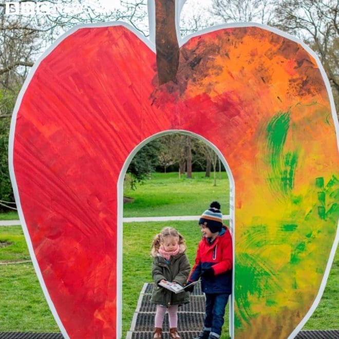 Very_Hungry_caterpillar_Kew_Gardens_Design